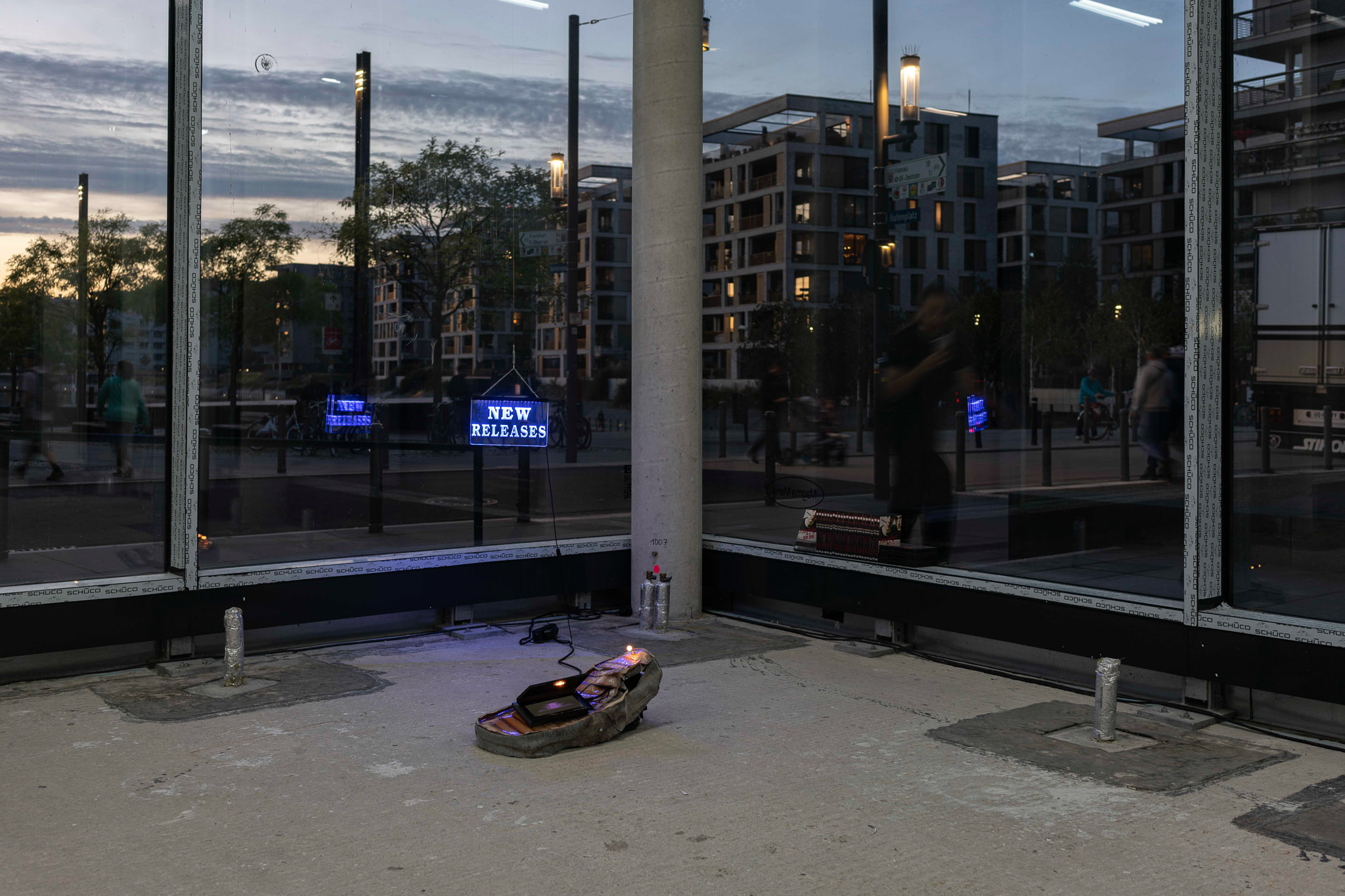 <em>Holidays in a red sun</em>, 2023. Exhibition view: <em>Bubble Bath</em>, group show, cur. Lena Stewens and Jakob Otter, Magma Maria, Offenbach-am-Main (DE), 2023. Photo © Jakob Otter